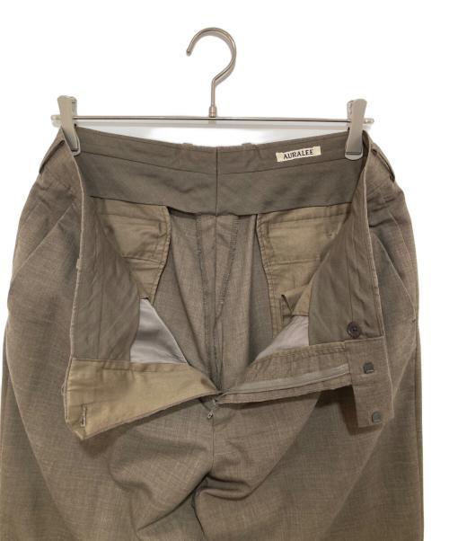 AURALEE（オーラリー）AURALEE (オーラリー) TROPICAL WOOL SLACKS ブラウン サイズ:5の古着・服飾アイテム