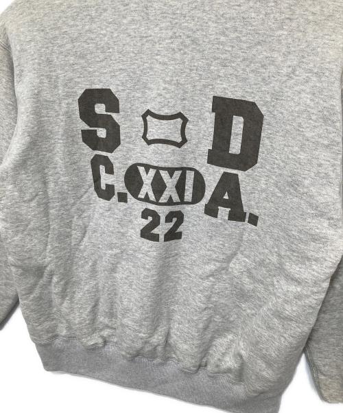 STANDARD CALIFORNIA（スタンダードカリフォルニア）STANDARD CALIFORNIA (スタンダードカリフォルニア) SD LOGO AFTER HOOD SWEAT グレー サイズ:Lの古着・服飾アイテム