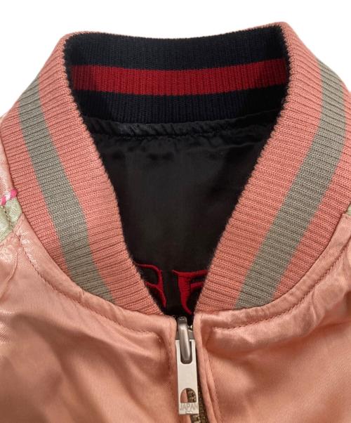 Yuko Higuchi（ユウコ ヒグチ）Yuko Higuchi (ユウコ ヒグチ) リバーシブルスカジャン ギュスターヴ&花寅 GUSTAVE ボリス雑貨店 ブラック サイズ:Mの古着・服飾アイテム