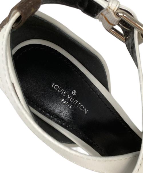 LOUIS VUITTON（ルイ ヴィトン）LOUIS VUITTON (ルイ ヴィトン) モノグラムヒールパンプス ホワイト サイズ:37　1/2の古着・服飾アイテム