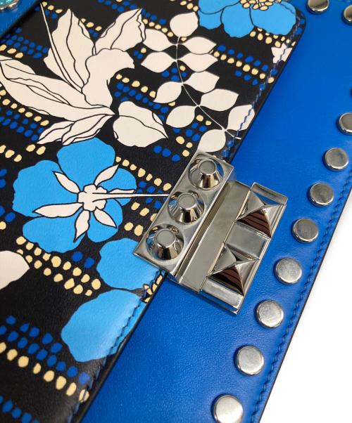 PRADA（プラダ）PRADA (プラダ) 1BD120 エレクトラ バッグ ローラル ショルダー バッグ スタッズショルダーバッグ  ブルーの古着・服飾アイテム