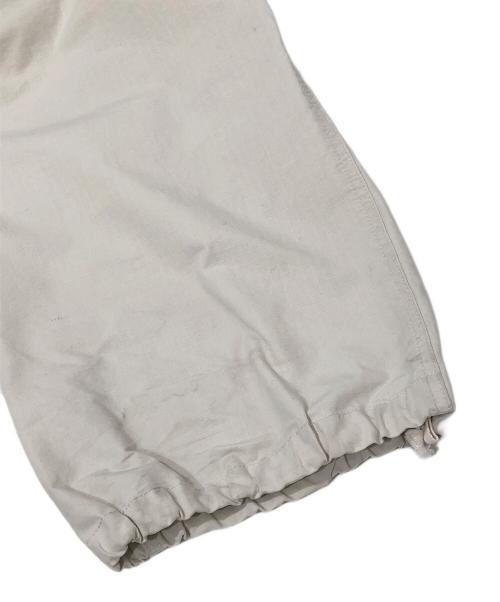 Maison MIHARA YASUHIRO（メゾン ミハラ ヤスヒロ）Maison MIHARA YASUHIRO (メゾン ミハラ ヤスヒロ) Ripstop Parachute Pants（リップストップパラシュートパンツ）J13PT161 ベージュ サイズ:52の古着・服飾アイテム