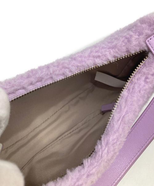 MARC JACOBS（マークジェイコブス）MARC JACOBS (マークジェイコブス) SYNTHETIC FUR THE CURVE BAG ラベンダーの古着・服飾アイテム