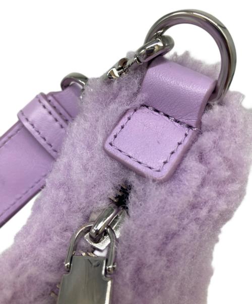 MARC JACOBS（マークジェイコブス）MARC JACOBS (マークジェイコブス) SYNTHETIC FUR THE CURVE BAG ラベンダーの古着・服飾アイテム