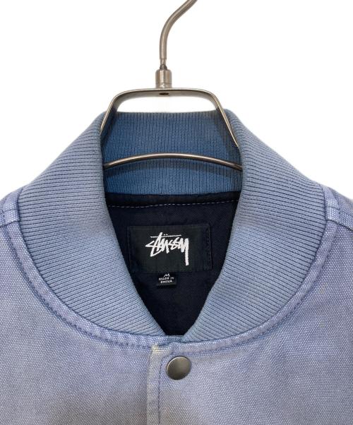 stussy（ステューシー）stussy (ステューシー) Ghost Logo Canvas Varsity ゴーストロゴ キャンバス バーシティ スタジャン  115820 ブルー サイズ:Mの古着・服飾アイテム