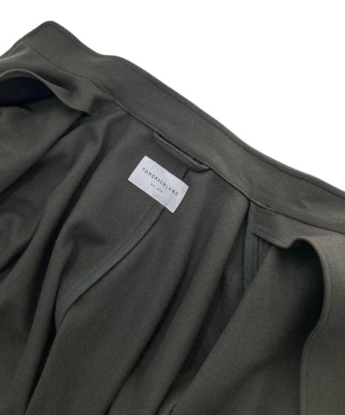 TOMORROW LAND（トゥモローランド）TOMORROW LAND (トゥモローランド) Super170’sウール リバーメルトン ステンカラーコート　63-09-15-09101 オリーブ サイズ:Mの古着・服飾アイテム