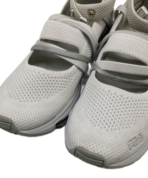 FILA（フィラ）FILA (フィラ) OJOS (オホス) スニーカー グレー サイズ:US6.0の古着・服飾アイテム