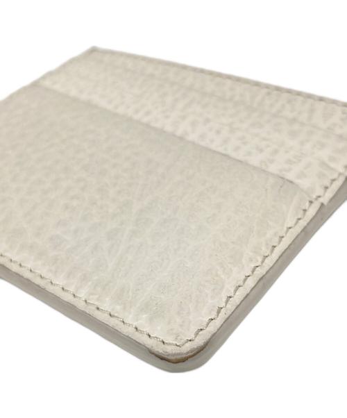 Maison Margiela（メゾンマルジェラ）Maison Margiela (メゾンマルジェラ) グレインレザーカードホルダー ホワイトの古着・服飾アイテム