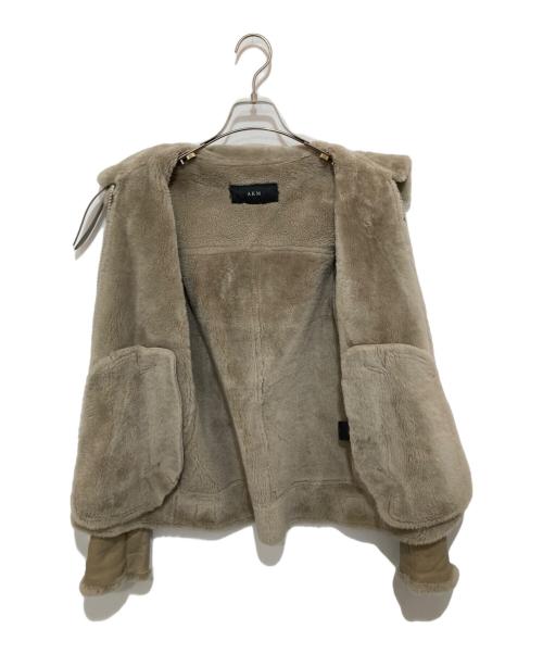 AKM（エーケーエム）AKM (エーケーエム) B-3 ムートンジャケット INPELSA MERINO MOUTON B-3 FLIGHT JACKET B130 アイボリー サイズ:Mの古着・服飾アイテム