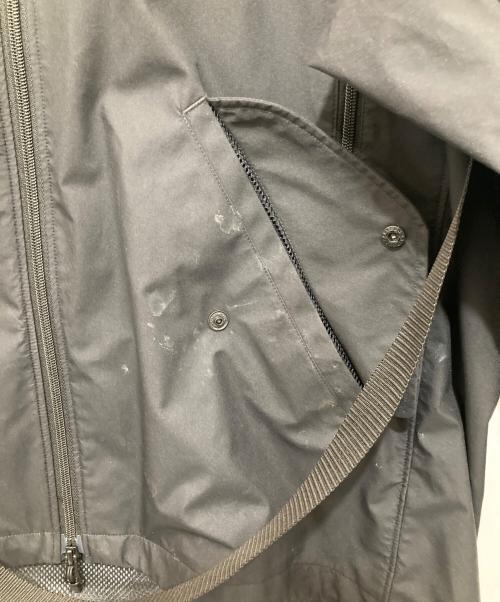 D-VEC（ディーベック）D-VEC (ディーベック) ALMOSTBLACK (オールモストブラック) WINDSTOPPER BY GORE-TEX LABS 3L S.R.G BLOUSON ブラック サイズ:２の古着・服飾アイテム