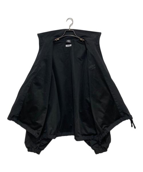 BASICKS（ベイシックス）BASICKS (ベイシックス) UMBRO (アンブロ) NYLON TRACK JACKET ブラック サイズ:Mの古着・服飾アイテム