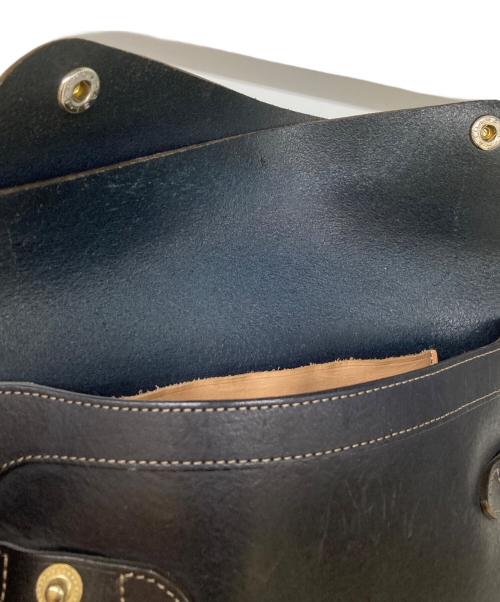 BEERBELLY（ビアベリー）BEERBELLY (ビアベリー) ダブルフラップレザーショルダーバッグ ブラックの古着・服飾アイテム