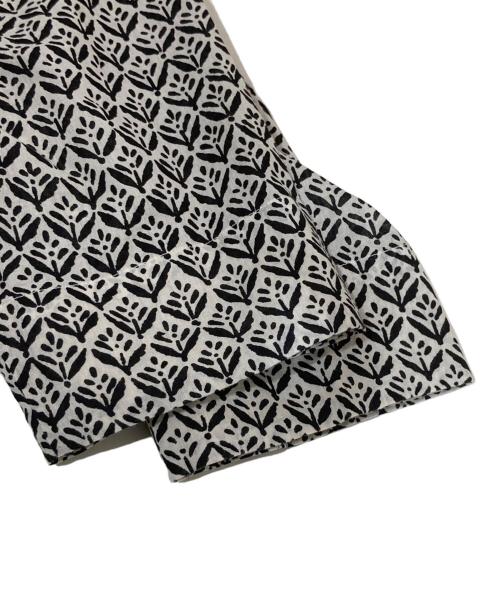 ne quittez pas（ヌキテパ）ne quittez pas (ヌキテパ) Cotton Voile Small Flower Print Flare Dress ブラック サイズ:Mの古着・服飾アイテム