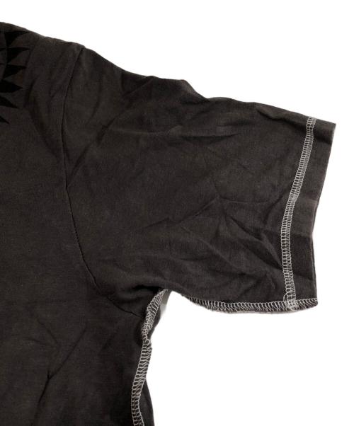 UNDERCOVER（アンダーカバー）UNDERCOVER (アンダーカバー) GIZ柄Tシャツ　プリントTシャツ グレー サイズ:Mの古着・服飾アイテム