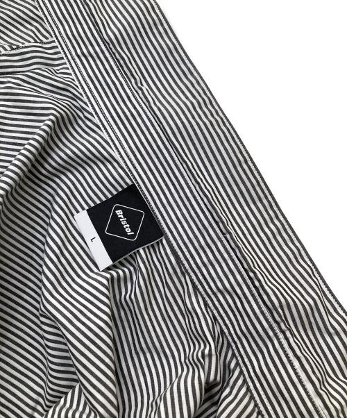 F.C.R.B.（エフシーレアルブリストル）F.C.R.B. (エフシーレアルブリストル) BIG LOGO L/S BAGGY SHIRT（ビッグロゴバギーシャツ）FCRB-250086 グレー サイズ:Lの古着・服飾アイテム