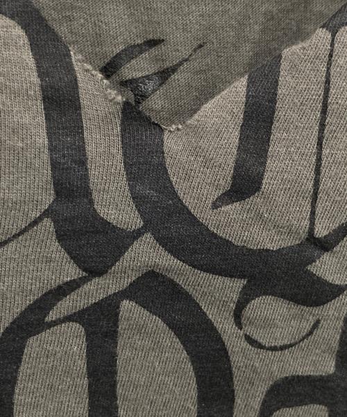 L.G.B（ルグランブルー）L.G.B (ルグランブルー) FUCK YOU BABY/HSV　Tシャツ　1521JFYB オリーブ サイズ:1の古着・服飾アイテム