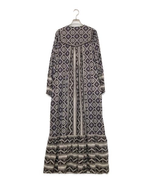 sara mallika（サラマリカ）sara mallika (サラマリカ) スクエアプリントタッセルドドレス グレー サイズ:Mの古着・服飾アイテム