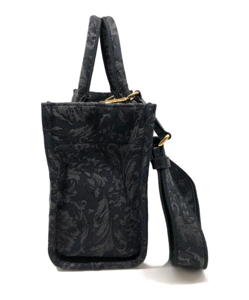 VERSACE（ヴェルサーチェ）VERSACE (ヴェルサーチェ) バロッコ アテナ スモール トートバッグ　1011564 グレーの古着・服飾アイテム