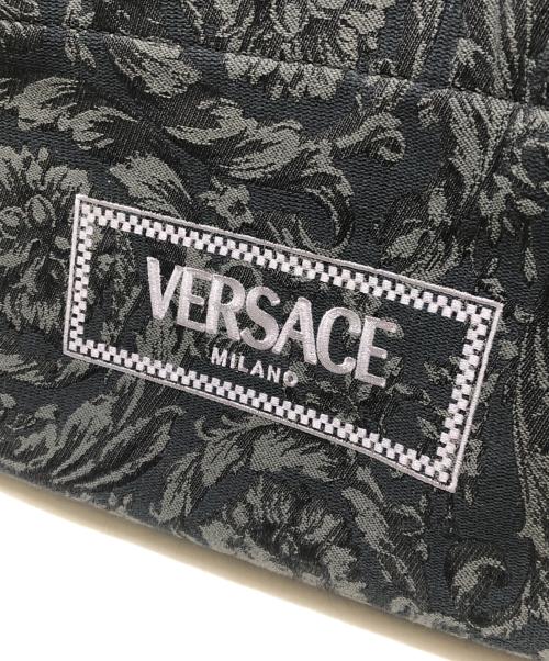 VERSACE（ヴェルサーチェ）VERSACE (ヴェルサーチェ) バロッコ アテナ スモール トートバッグ　1011564 グレーの古着・服飾アイテム