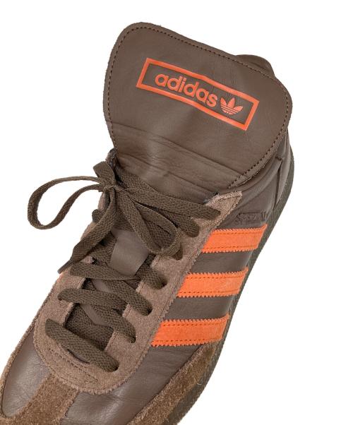 adidas originals(アディダスオリジナル)（アディダスオリジナル）adidas originals(アディダスオリジナル) shukyu(シュウキュウ) (シュウキュウ) E-WAX(イーワックス) (イーワックス) ハンドボール スペツィアル/ローカットスニーカー ブラウン サイズ:28.5の古着・服飾アイテム