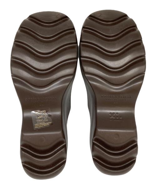 BOTTEGA VENETA（ボッテガベネタ）BOTTEGA VENETA (ボッテガベネタ) ラバーフラッシュ ブラウン サイズ:43の古着・服飾アイテム