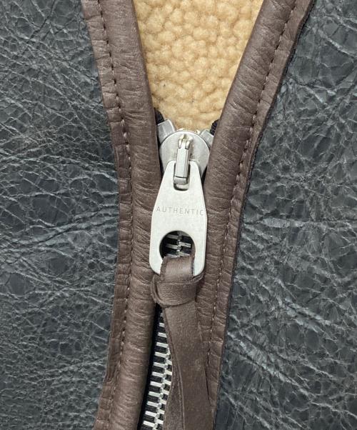 Nigel Cabourn Authentic（ナイジェルケーボン オーセンティック）Nigel Cabourn Authentic (ナイジェルケーボン オーセンティック) Short Deck Vest　ムートンベスト　レザーベスト　ダブルジップ　8037-11-70000 ブラウン サイズ:46の古着・服飾アイテム