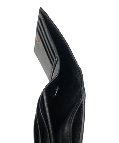 BOTTEGA VENETA（ボッテガベネタ）BOTTEGA VENETA (ボッテガベネタ) 2つ折りイントレチャートウォレット　ラムスキン カーフスキン　707601 VCPP3 8425 ブラックの古着・服飾アイテム