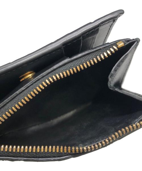 BOTTEGA VENETA（ボッテガベネタ）BOTTEGA VENETA (ボッテガベネタ) 2つ折りイントレチャートウォレット　ラムスキン カーフスキン　707601 VCPP3 8425 ブラックの古着・服飾アイテム