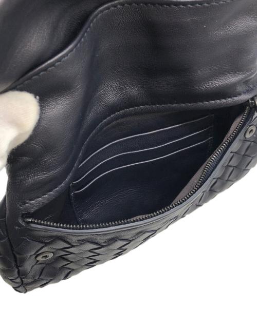 BOTTEGA VENETA（ボッテガベネタ）BOTTEGA VENETA (ボッテガベネタ) 2wayイントレチャート　チェーンショルダーバッグ　310774 ネイビーの古着・服飾アイテム