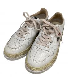 AUTRY(オートリ―)×Maison MIHARA YASUHIRO(メゾン ミハラ ヤスヒロ)（オートリ―×メゾン ミハラ ヤスヒロ）の古着「ローカットスニーカー」｜ホワイト