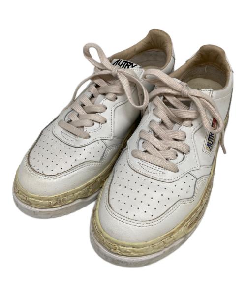 AUTRY(オートリ―)（オートリ―）AUTRY(オートリ―) (オートリ―) Maison MIHARA YASUHIRO(メゾン ミハラ ヤスヒロ) (メゾン ミハラ ヤスヒロ) ローカットスニーカー ホワイト サイズ:42の古着・服飾アイテム