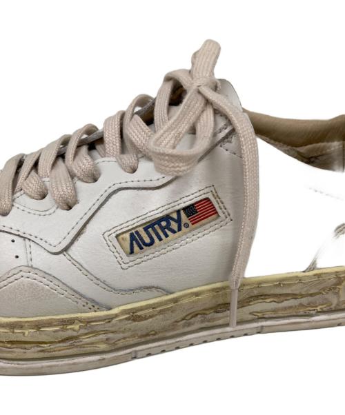 AUTRY(オートリ―)（オートリ―）AUTRY(オートリ―) (オートリ―) Maison MIHARA YASUHIRO(メゾン ミハラ ヤスヒロ) (メゾン ミハラ ヤスヒロ) ローカットスニーカー ホワイト サイズ:42の古着・服飾アイテム