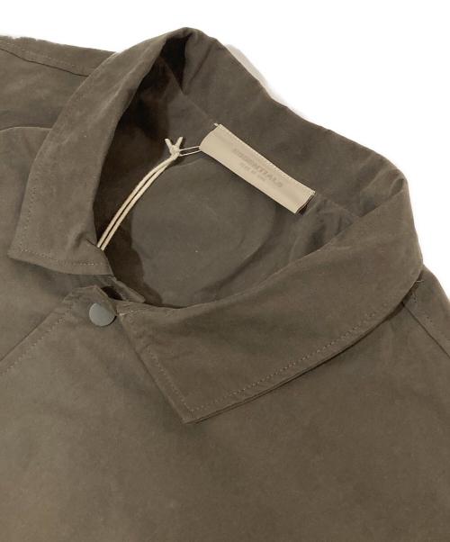 FOG ESSENTIALS（フィアオブゴッド エッセンシャル）FOG ESSENTIALS (フィアオブゴッド エッセンシャル) ステンカラーコート カーキ サイズ:SIZE Lの古着・服飾アイテム