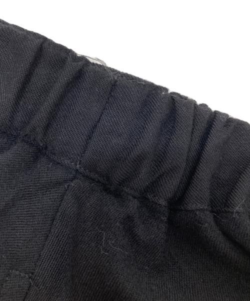 BLACK COMME des GARCONS（ブラックコムデギャルソン）BLACK COMME des GARCONS (ブラックコムデギャルソン) ウールボリュームスカート WOOL SKIRT　 AD2020　1G-S003 ブラック サイズ:XSの古着・服飾アイテム