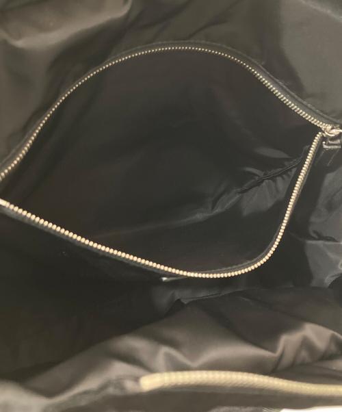 PRADA（プラダ）PRADA (プラダ) adidas (アディダス) Re Nylon 2WAY ショルダーバッグ　トートバッグ　スリーストライプ　2VG076 ブラックの古着・服飾アイテム