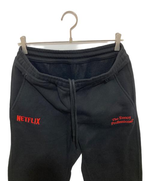 The Ennnoy Professional（ザ エンノイ プロフェッショナル）The Ennnoy Professional NETFLIX スタイリスト私物 (スタイリストシブツ) METFLIXコラボ　SWEAT PANTS スウェットパンツ　23AW	AW23BRENPT06NTL ブラック サイズ:Mの古着・服飾アイテム