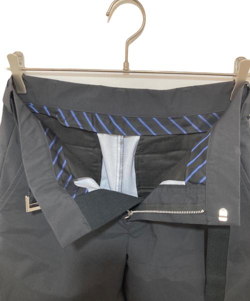 sacai（サカイ）sacai (サカイ) ナイロンクロップドパンツ　Nylon croppped pants　23-03054M ネイビー サイズ:1の古着・服飾アイテム