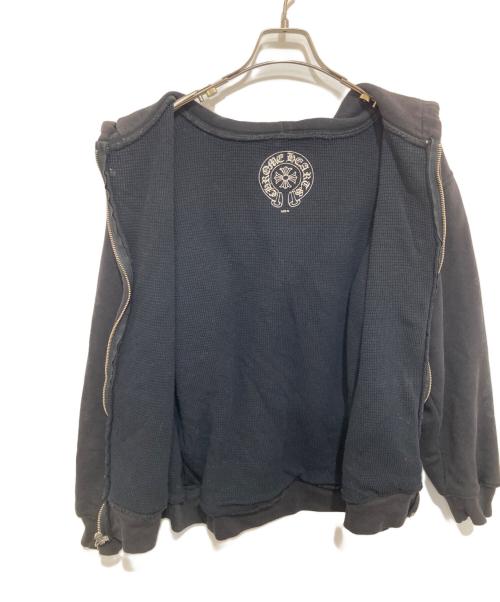 CHROME HEARTS（クロムハーツ）CHROME HEARTS (クロムハーツ) ブランドロゴプリントジップパーカー　タガージッパー　袖プリント　LOGO ZIP FOODIE  ブラック サイズ:Mの古着・服飾アイテム