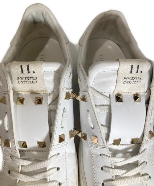 VALENTINO（ヴァレンティノ）VALENTINO (ヴァレンティノ) スタッズスニーカー ホワイト サイズ:40の古着・服飾アイテム