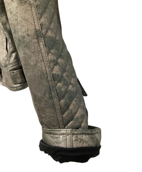 BELSTAFF（ベルスタッフ）BELSTAFF (ベルスタッフ) レザージャケット　ダブルライダースジャケット　LEATHER RAISERS JACKET イタリア製 シルバー サイズ:42の古着・服飾アイテム