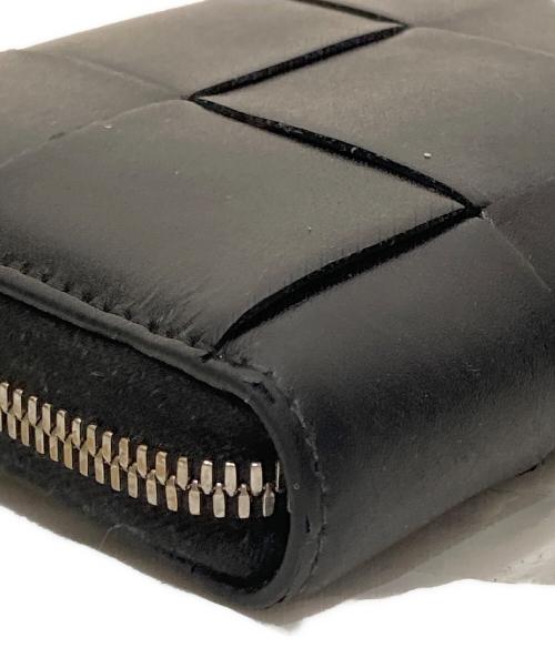 BOTTEGA VENETA（ボッテガベネタ）BOTTEGA VENETA (ボッテガベネタ) イントレチャートウォレット　二つ折り財布　 P02942341N ブラックの古着・服飾アイテム