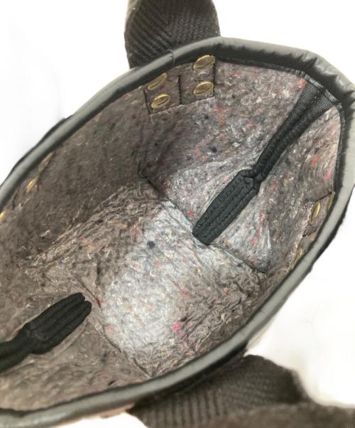 sacai（サカイ）sacai (サカイ) sound proof tote Small（サウンドプルーフ トート スモール）　21SS 本店限定 / ミニトートバッグ グレーの古着・服飾アイテム