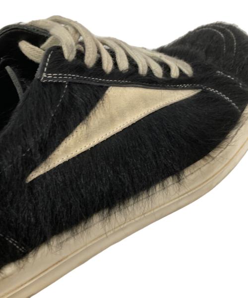 RICK OWENS（リックオウエンス）RICK OWENS (リックオウエンス) LHLLVS VINTAGE SNEAKS（ヘアカーフレザーヴィンテージスニーカー） 24SS ブラック サイズ:42の古着・服飾アイテム