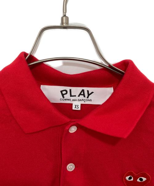 PLAY COMME des GARCONS（プレイコムデギャルソン）PLAY COMME des GARCONS (プレイコムデギャルソン) AD2025 ハートワッペンポロシャツ AX-T006 / 半袖ﾎﾟﾛｼｬﾂ レッド サイズ:XSの古着・服飾アイテム