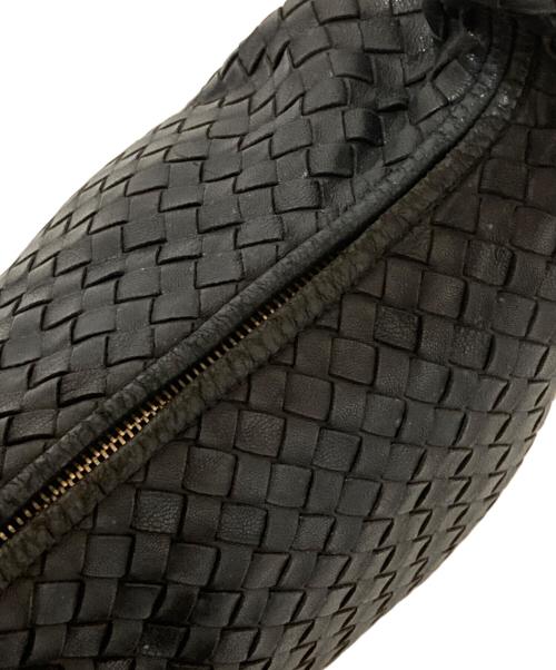 BOTTEGA VENETA（ボッテガベネタ）BOTTEGA VENETA (ボッテガベネタ) イントレチャートワンショルダーバッグ　115654 V0013 2040 ブラックの古着・服飾アイテム