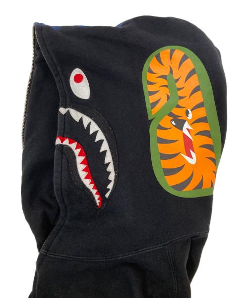 A BATHING APE（ア ベイシング エイプ）A BATHING APE (ア ベイシング エイプ) SHARK HOODIE　シャークフーディ　	001ZPF301021X ブラック サイズ:2XLの古着・服飾アイテム