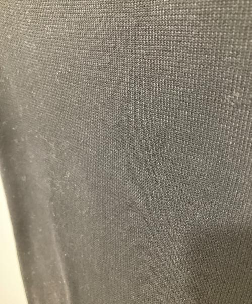 CHANEL（シャネル）CHANEL (シャネル) ミニプレート ノースリーブカットソー　P14692V00695 ブラック サイズ:42の古着・服飾アイテム