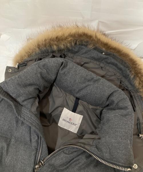 MONCLER（モンクレール）MONCLER (モンクレール) ALLEMAND GIUBBOTTO アレマン E20914091825 V0054 グレー サイズ:2の古着・服飾アイテム