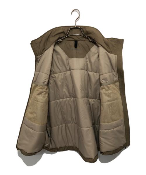 GOLDWIN（ゴールドウイン）GOLDWIN (ゴールドウイン) Bshop (ビショップ) Bshop別注 インサレーションベスト GL22703PB ベージュ サイズ:Lの古着・服飾アイテム