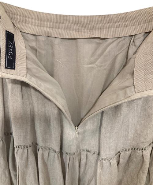 FOXEY（フォクシー）FOXEY (フォクシー) SKIRT MANOIR　スカートマノアール　44165 ベージュ サイズ:40の古着・服飾アイテム